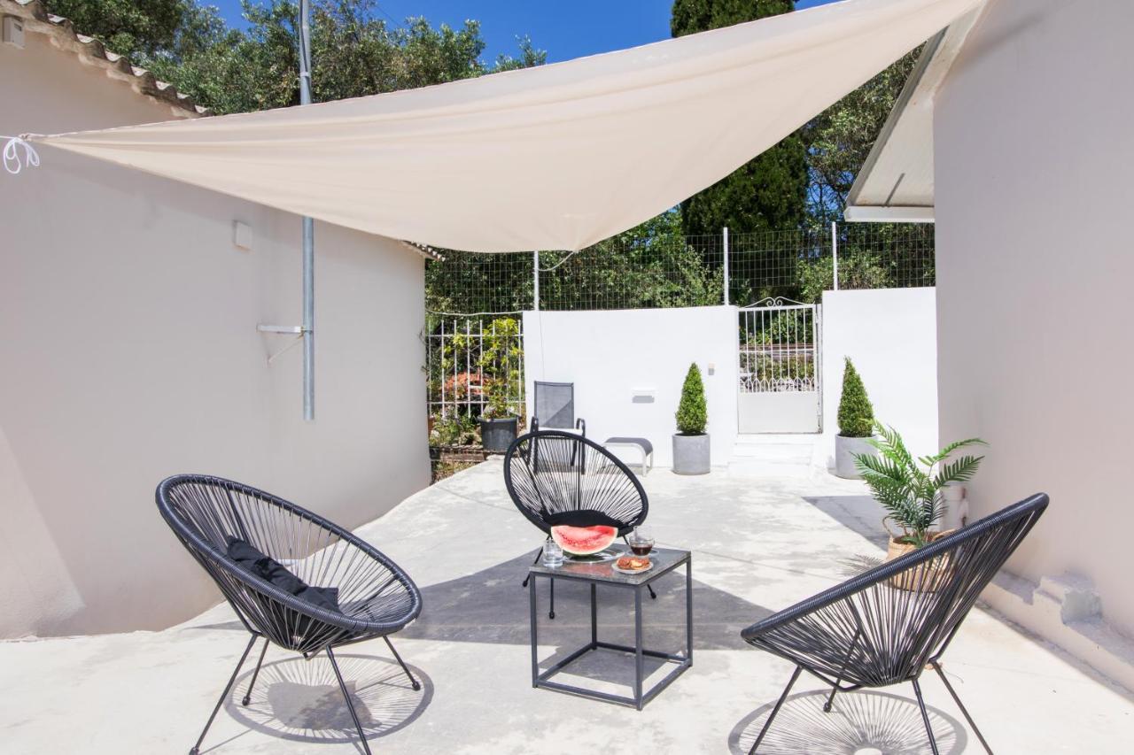 Grande Terra Villas With Swimming Pool Spartylas Exterior foto